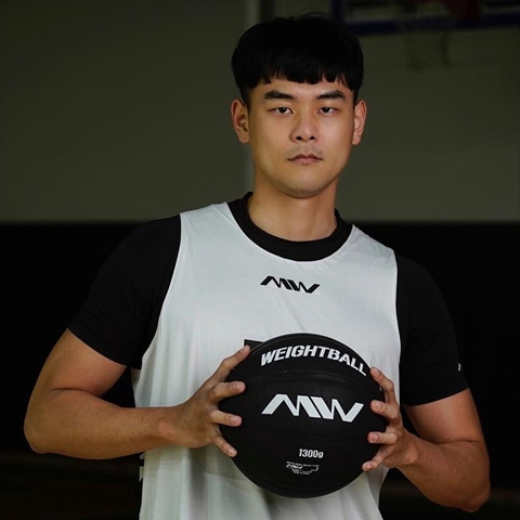 Profile of MINWOO KIM