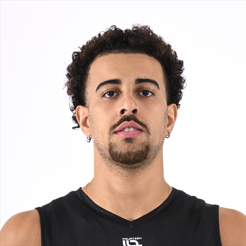 Profile of Yuri Elias