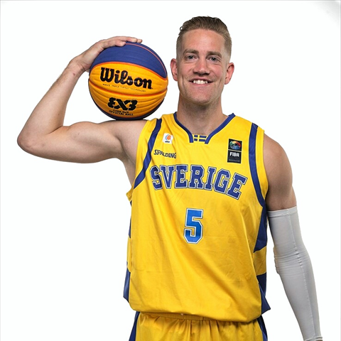 Nils Viktor Henriksson