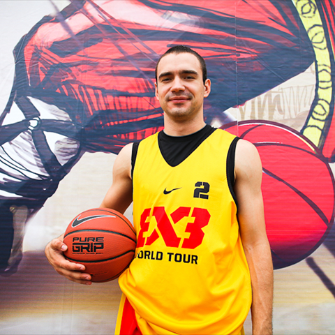 Profile of Dmitriy Sharabarin