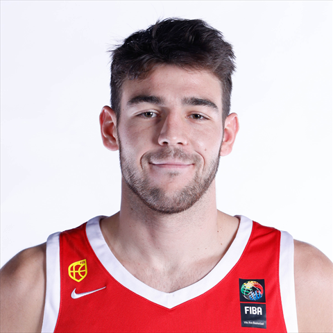 Profile of Pablo González Longarela
