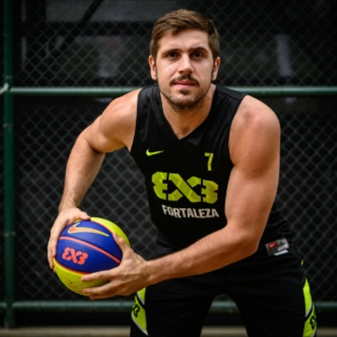 Profile of Romulo Vieira