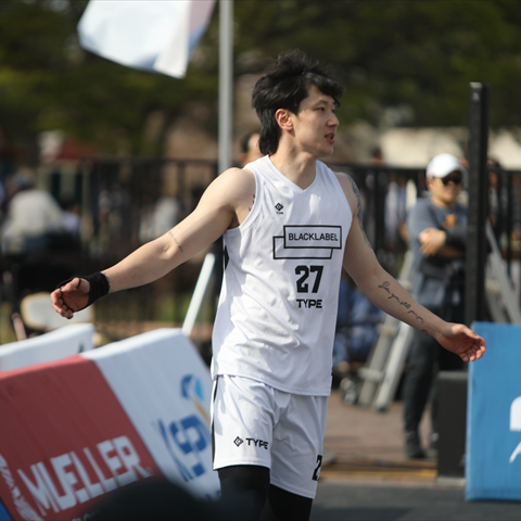 Hyun Seung Lee